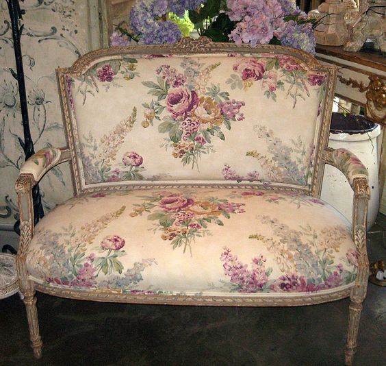 ผ้าแคนวาส ลายวินเทจ ดอกไม้ สำหรับตัดเย็บผ้าม่าน ผ้าหุ้มเบาะ ผ้าบุโซฟา ผ้าหมอนอิง ผ้าม่านลายวินเทจ เนื้อฝ้าย Cotton 100% เนื้อหนา