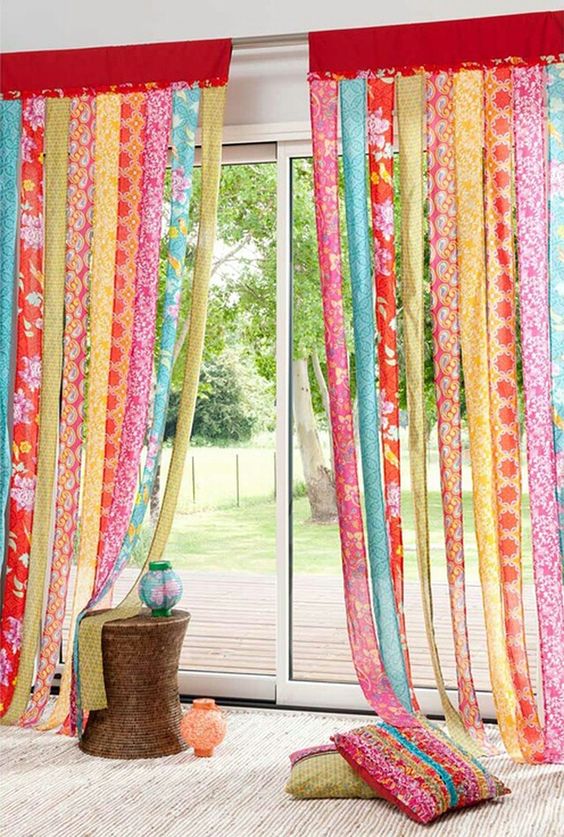 ผ้าม่าน สีสด