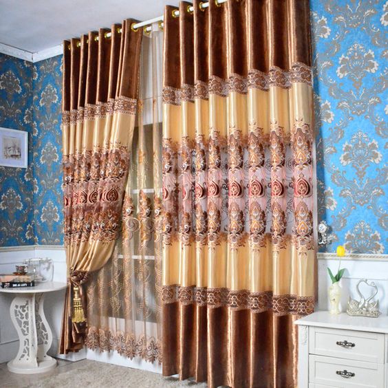 ผ้าม่านลวดลายแปลกๆสวย