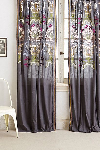 ผ้าม่านลวดลายแปลกๆสวย