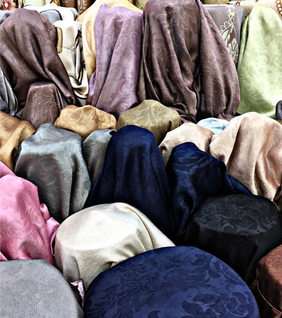 ผ้าตัดเย็บม่าน ผ้าม่านสวย ผ้าทำม่าน พาหุรัด คุณภาพเกรด เอ ราคาถูก ร้านขายผ้าทำม่าน