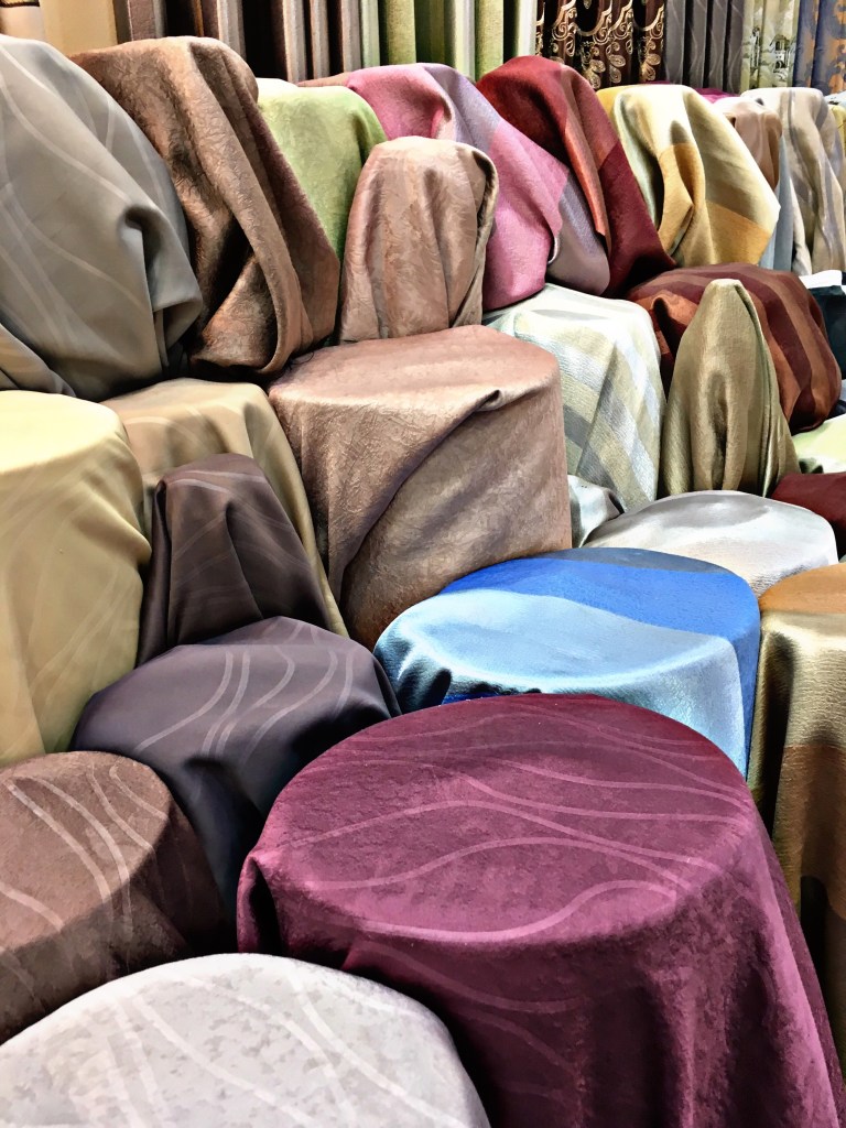 ผ้าตัดเย็บม่าน ผ้าม่านสวย ผ้าทำม่าน พาหุรัด คุณภาพเกรด เอ ราคาถูก ร้านขายผ้าทำม่าน