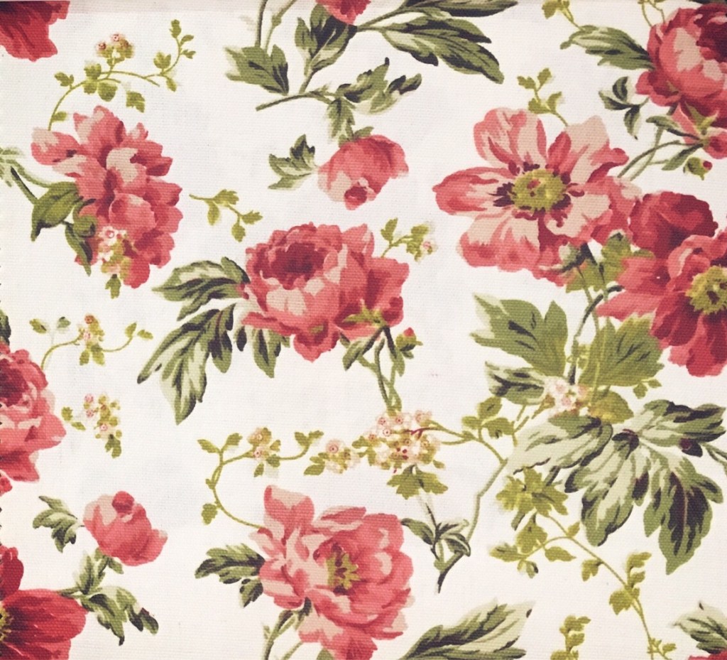 ผ้าลายวินเทจ ใช้สำหรับตัดเย็บตกแต่งบ้าน ตัดทำผ้าม่าน ผ้าหุ้มเบาะ ผ้าปูโต๊ะ ผ้าบุเฟอร์นิเจอร์ต่างๆ เป็นผ้าอเนกประสงค์