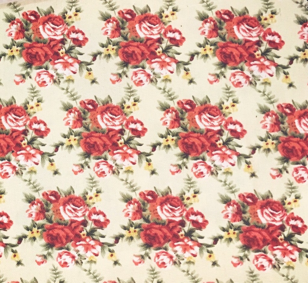 ผ้าลายวินเทจ ใช้สำหรับตัดเย็บตกแต่งบ้าน ตัดทำผ้าม่าน ผ้าหุ้มเบาะ ผ้าปูโต๊ะ ผ้าบุเฟอร์นิเจอร์ต่างๆ เป็นผ้าอเนกประสงค์