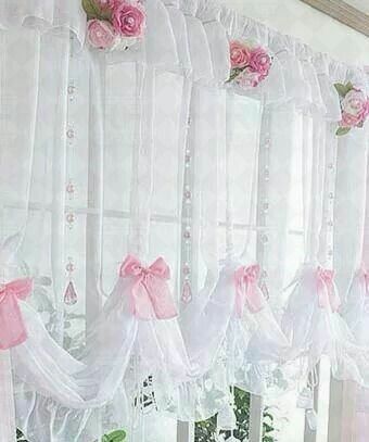 ผ้าม่านโปร่งแสง ทำให้บ้านมีบรรยากาศอบอุ่น ดูซอฟท์ลง สามารถใช้กับงานตกแต่งทุกสไตล์