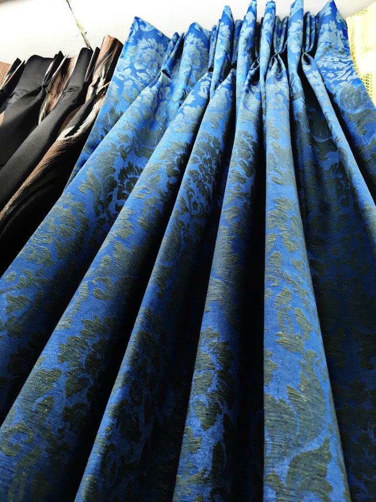 ร้านผ้าม่าน ผ้าตัดเย็บม่าน ผ้าม่านสวย ผ้าทำม่าน พาหุรัด คุณภาพเกรด เอ ราคาถูก ร้านขายผ้าทำม่าน