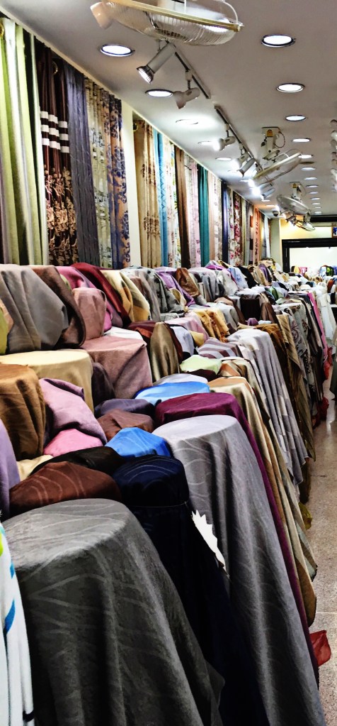 ผ้าตัดเย็บม่าน ผ้าม่านสวย ผ้าทำม่าน พาหุรัด คุณภาพเกรด เอ ราคาถูก ร้านขายผ้าทำม่าน