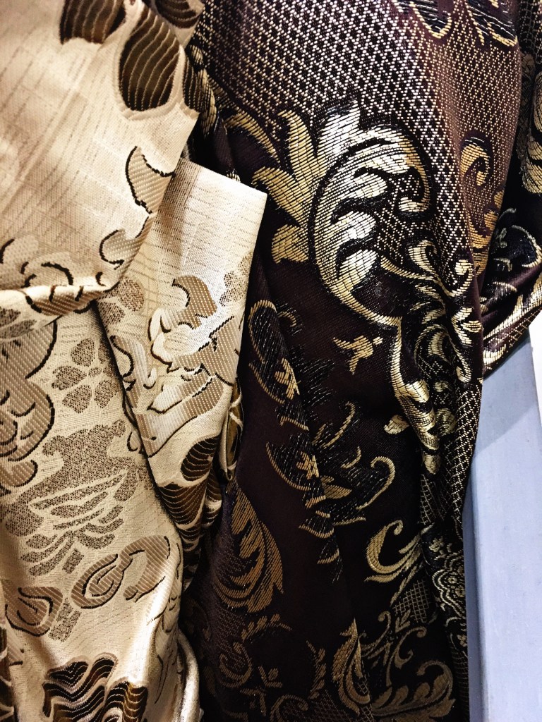 ผ้าตัดเย็บม่าน ผ้าม่านสวย ผ้าทำม่าน พาหุรัด คุณภาพเกรด เอ ราคาถูก ร้านขายผ้าทำม่าน