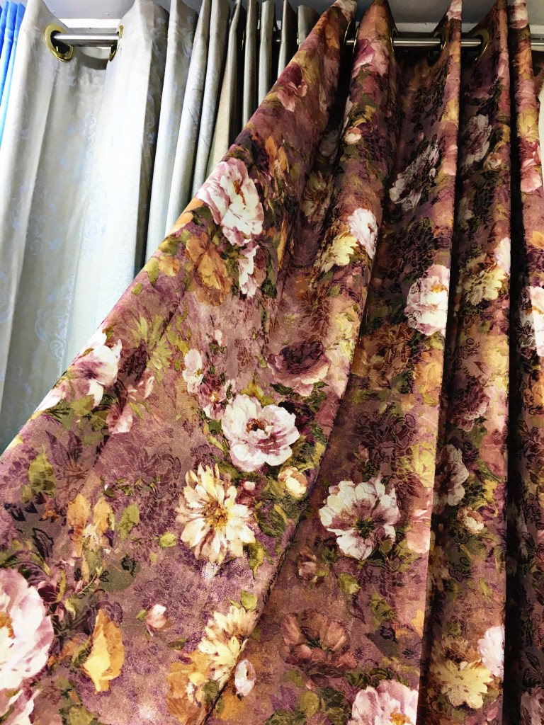 ร้านผ้าม่าน ผ้าตัดเย็บม่าน ผ้าม่านสวย ผ้าทำม่าน พาหุรัด คุณภาพเกรด เอ ราคาถูก ร้านขายผ้าทำม่าน