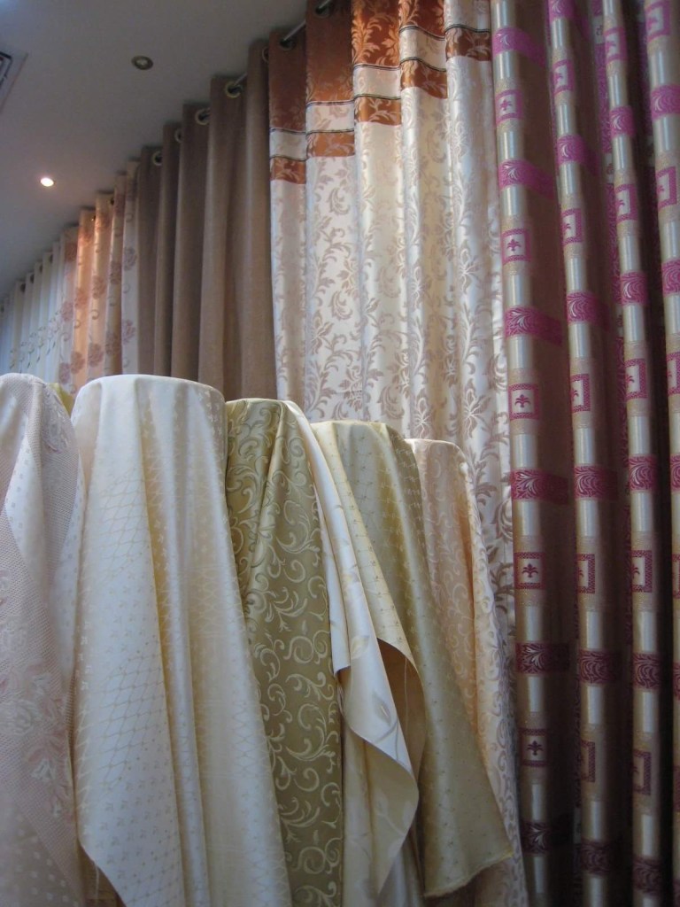 ผ้าม่านพาหุรัด ร้านผ้าม่านเอทีเอ็ม เดคอร์