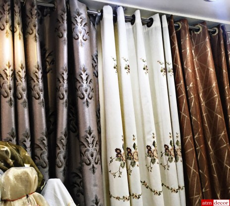 Curtain fabric Shop FABRIC PLUS sells curtain materials and curtain fabrics in Bangkok Pahurat (Phahurat) across the road from China World, on same side as India Emporium, near The Old Siam and Chinatown
