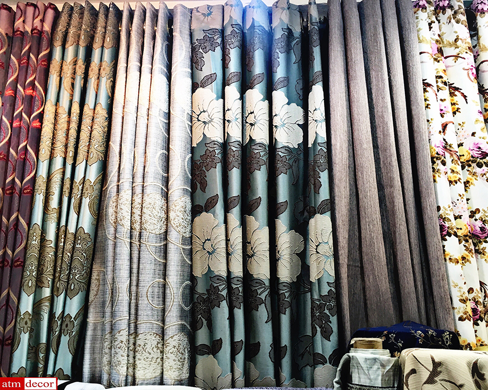Curtain fabric Shop FABRIC PLUS sells curtain materials and curtain fabrics in Bangkok Pahurat (Phahurat) across the road from China World, on same side as India Emporium, near The Old Siam and Chinatown