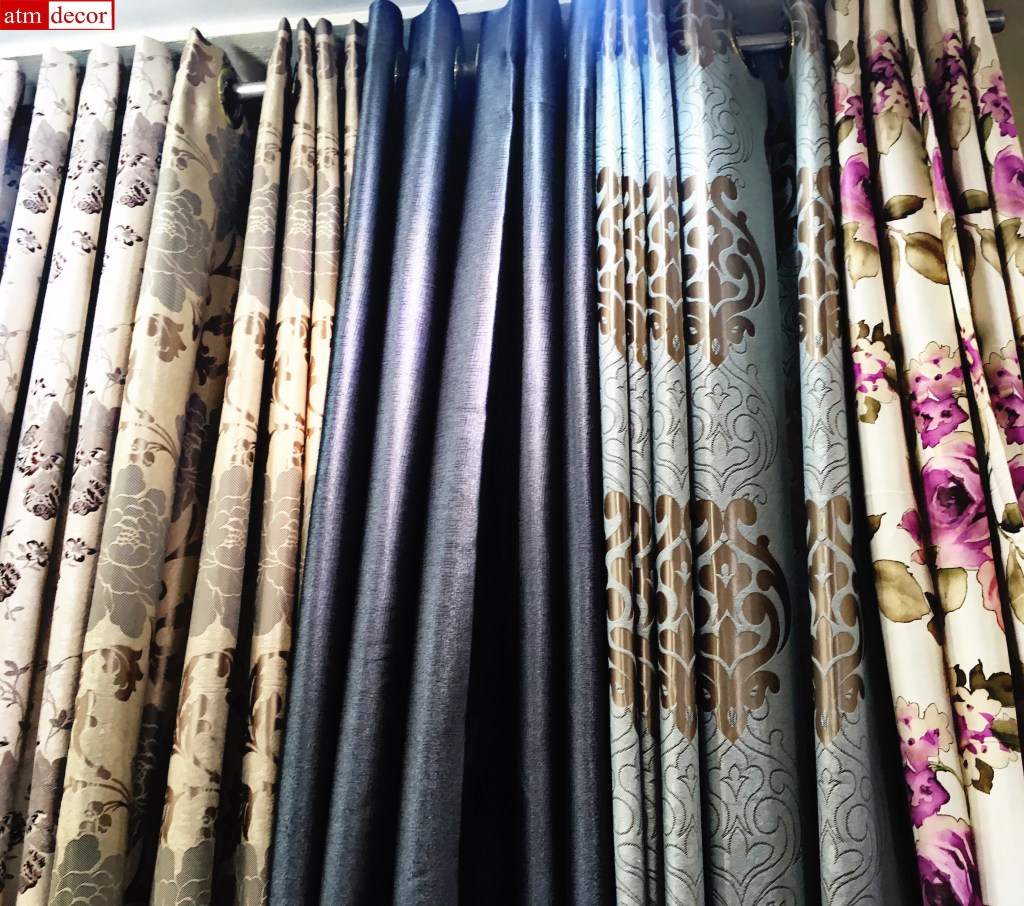 Curtain fabric Shop FABRIC PLUS sells curtain materials and curtain fabrics in Bangkok Pahurat (Phahurat) across the road from China World, on same side as India Emporium, near The Old Siam and Chinatown