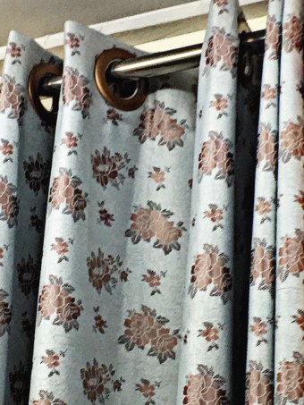 Curtain fabric Shop FABRIC PLUS sells curtain materials and curtain fabrics in Bangkok Pahurat (Phahurat) across the road from China World, on same side as India Emporium, near The Old Siam and Chinatown