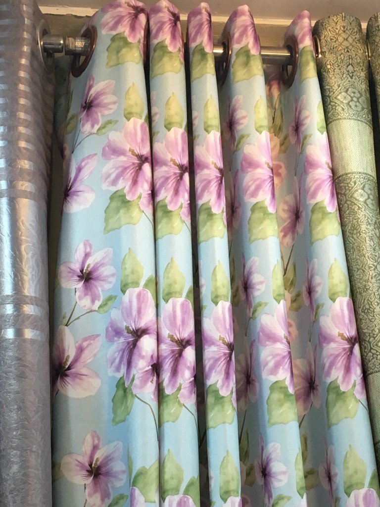 ผ้าม่านสวย ราคาถูก ราคาส่งสำเพ็งพาหุรัด