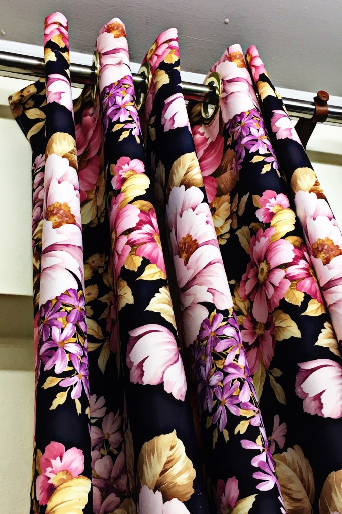 ผ้าม่านสวย ราคาถูก ราคาส่งสำเพ็งพาหุรัด