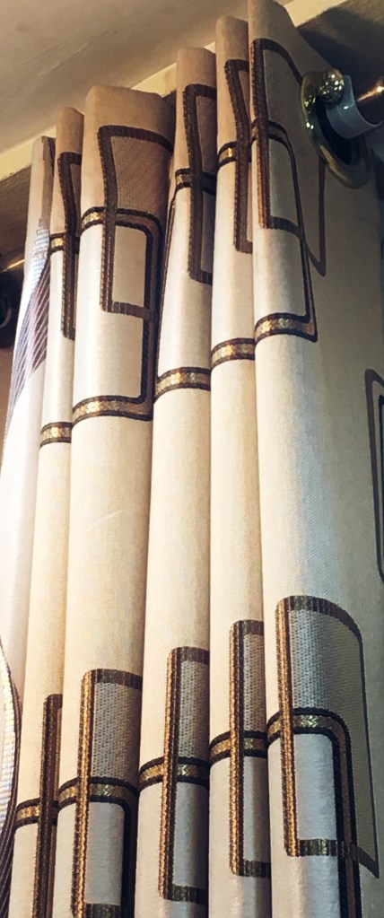 ผ้าม่านสวย ราคาถูก ราคาส่งสำเพ็งพาหุรัด