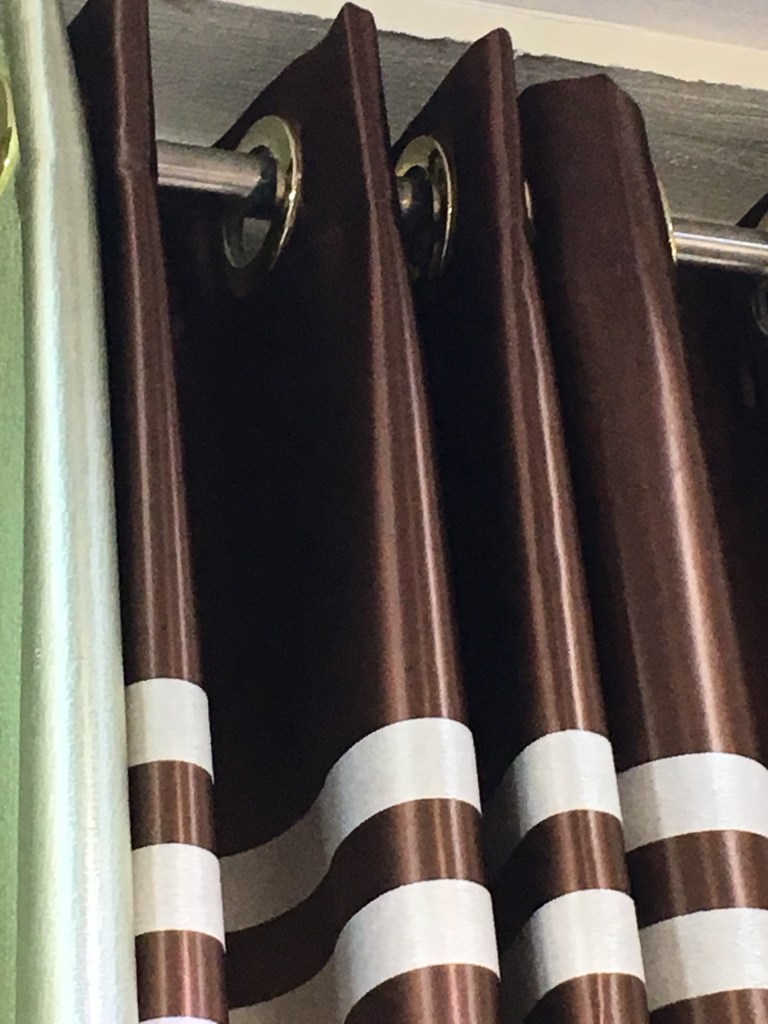 ผ้าม่านสวย ราคาถูก ราคาส่งสำเพ็งพาหุรัด