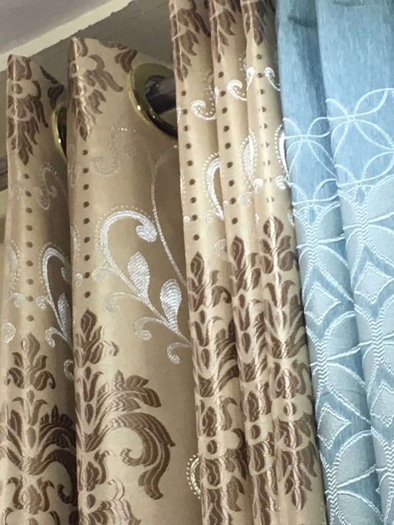 ผ้าม่านสวย ราคาถูก ราคาส่งสำเพ็งพาหุรัด