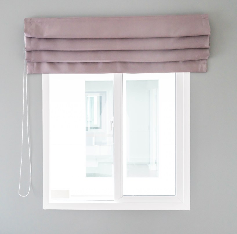 ผ้าม่านพับ เหมาะใช้กับหน้าต่างบานแคบ