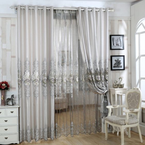 ผ้าม่านสีเทา เหมาะกับการตกแต่ง Stylish Modern เข้ากับผนังห้องหลายสี