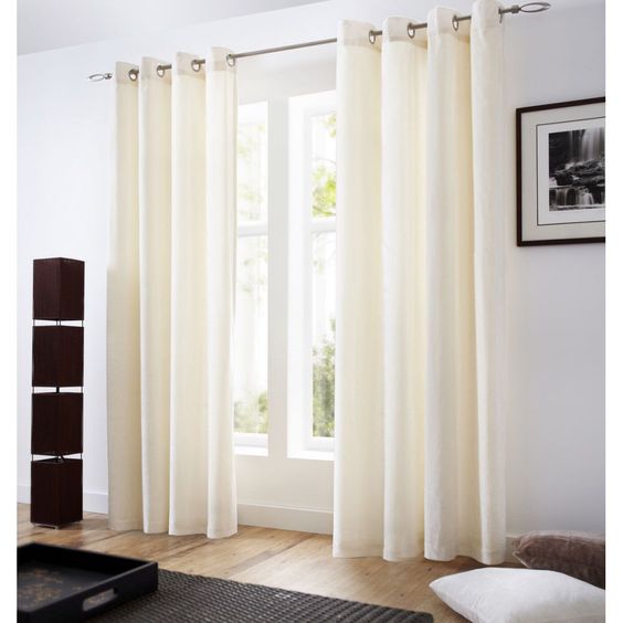 ผ้าม่านโทนสีอ่อน ครีม