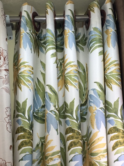 ผ้าม่าน ทรอปิคอล สวยงามเสน่ห์ธรรมชาติ