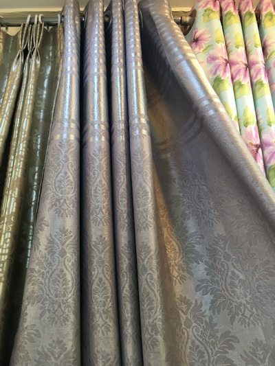 ร้านผ้าม่าน ขายส่งผ้าม่าน สวยๆ ราคาถูก รับติดตั้งผ้าม่านทุกที่ในกรุงเทพฯ