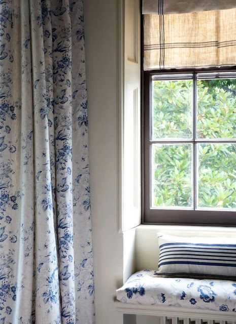 ตกแต่งผ้าม่านสวย สีฟ้า น้ำเงิน สวยงาม เสน่ห์ธรรมชาติ