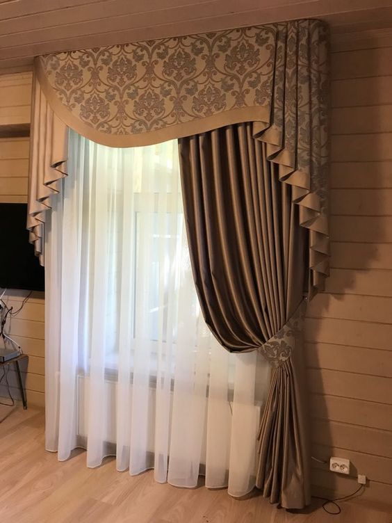 ผ้าม่านสวยๆ ตัดเย็บโดดเด่น ตกแต่งแบบหรูหรา แหวกแนว