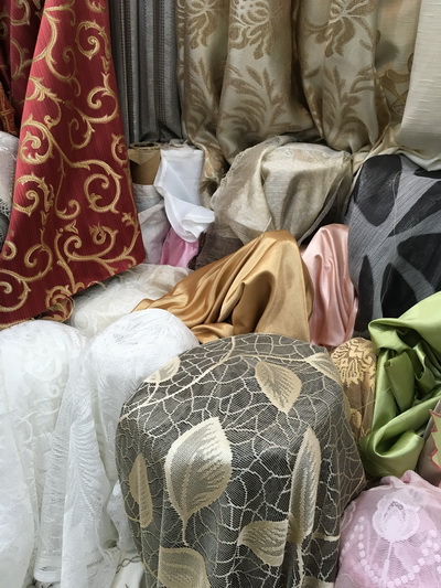 ผ้าม่านโปร่ง ลายลูกไม้