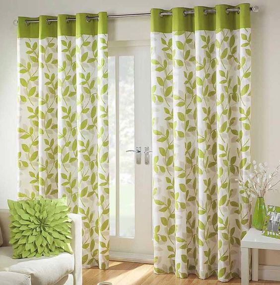 ผ้าม่านใบไม้สีเขียวอ่อน