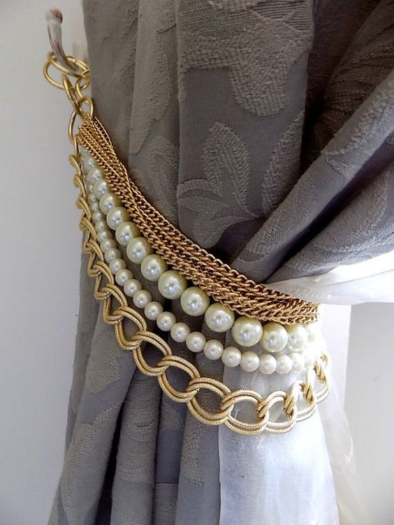 สายรวบม่าน พู่