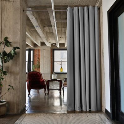 ผ้าม่านสีเทา มีหลากหลายเฉดหลากหลายโทน เข้ากับการตกแต่งภายในแนวโมเดิร์น ดูทันสมัย เรียบหรู