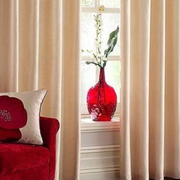 ผ้าม่านสีครีม เหมาะใช้กับบ้านทุกสไตล์