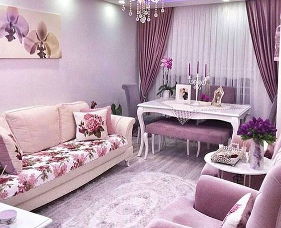 ผ้าม่านสีม่วง