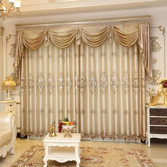 ผ้าม่านสวยๆ ควรมีลอน เพื่อให้ผ้าม่านดูภูมิฐาน มีเสน่ห์ลงตัว