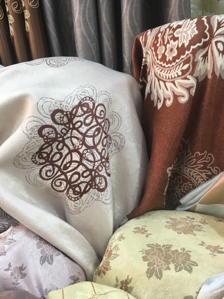 ผ้าม่านกันแสง UV ดิมเอาท์ สวยสองหน้า