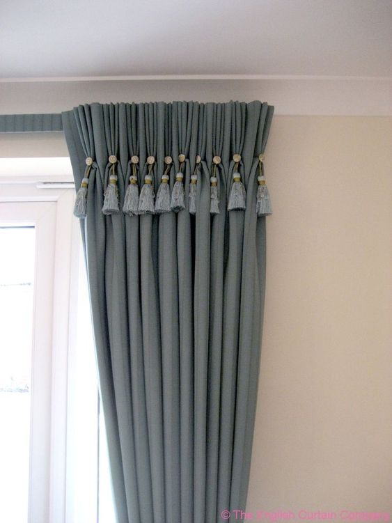 ผ้าม่านสีพื้น เหมาะกับการตกแต่งทุกสไตล์ ดูเรียบหรู ทันสมัย