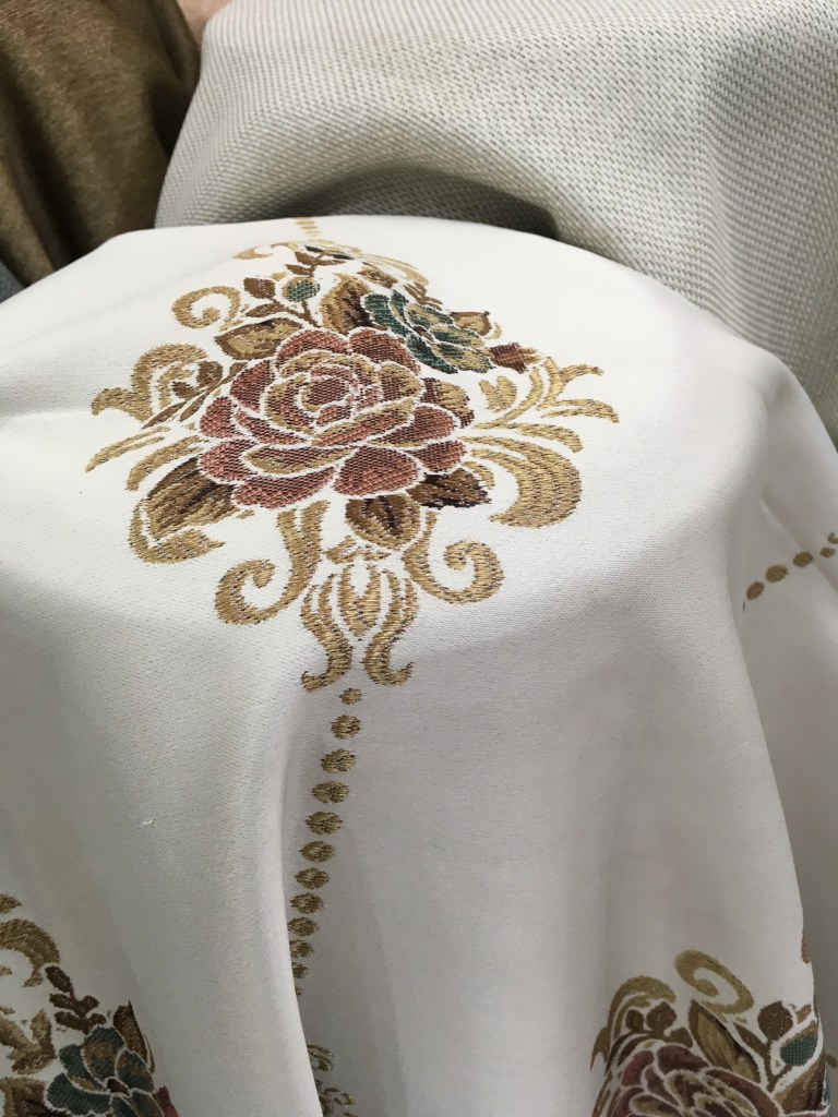 ผ้าม่านกันUV เนื้อหนานุ่ม เกรด A ทอละเอียด ร้านผ้าม่านพาหุรัด บริษัท แฟบริค พลัส แหล่งผ้าทำผ้าม่านประเทศไทย