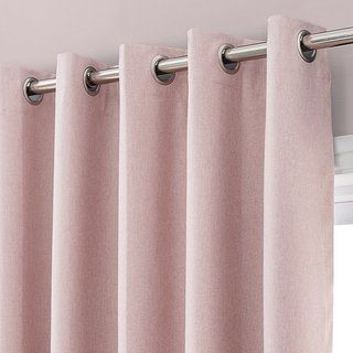 ผ้าม่านสีพื้น เหมาะกับการตกแต่งทุกสไตล์ ดูเรียบหรู ทันสมัย