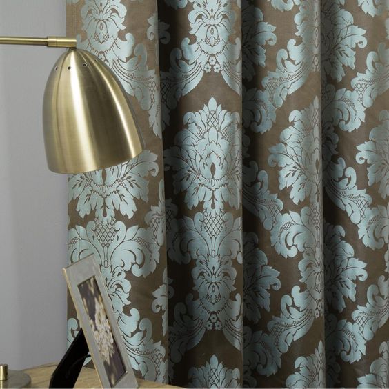 ผ้าม่านลายหลุยส์ สวยงาม Aristocrat เลิศหรู กับการตกแต่งสไตล์ Classic Victoria