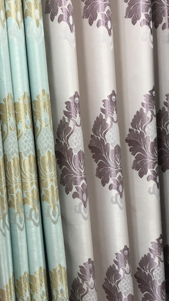 ผ้าม่านลายหลุยส์ สวยงาม Aristocrat เลิศหรู กับการตกแต่งสไตล์ Classic Victoria