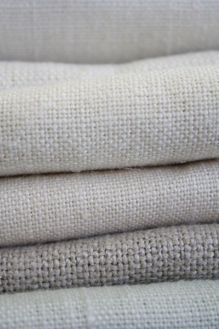 ผ้าม่านสีพื้น เหมาะกับการตกแต่งทุกสไตล์ ดูเรียบหรู ทันสมัย