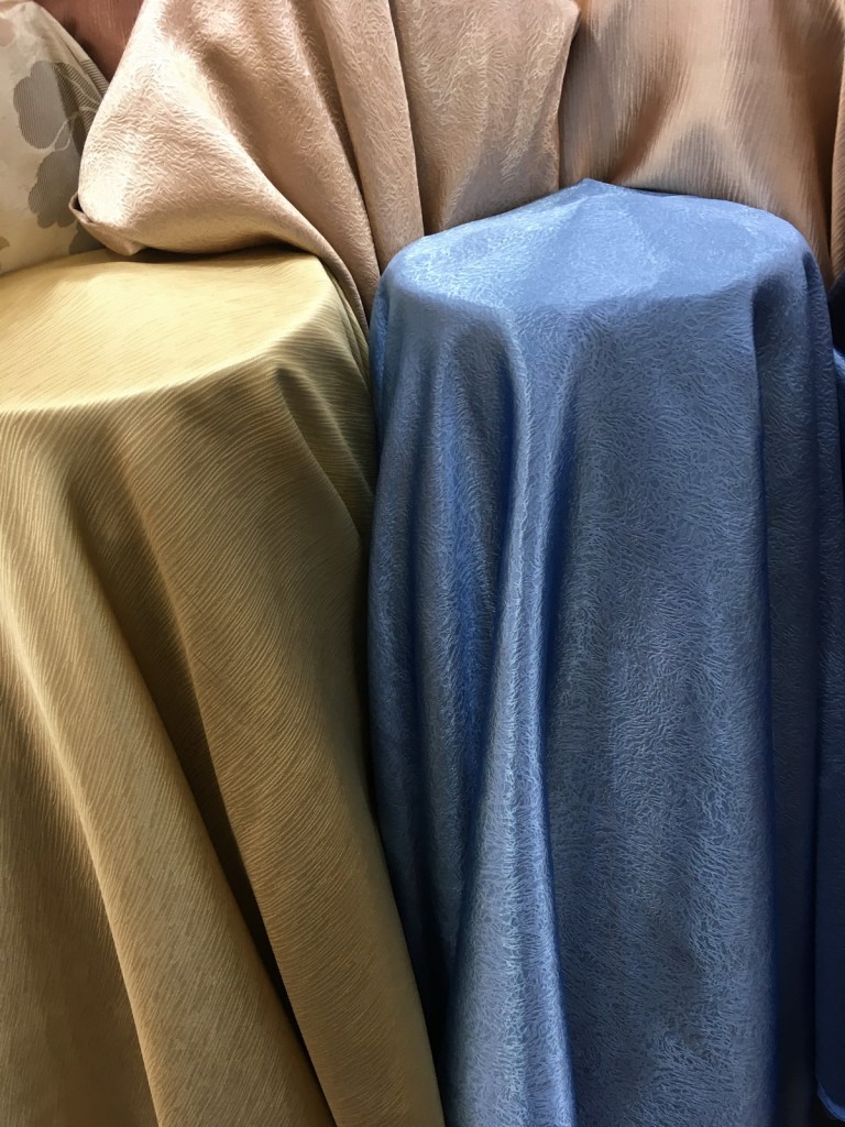 ผ้าม่านกันUV ลดราคา 50% ทั้งร้าน บริษัท แฟบริค พลัส ตลาดพาหุรัด