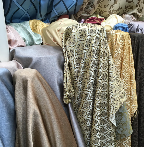 ผ้าเย็บผ้าม่านสวยๆ ลายหลุยส์ ร้านผ้าม่าน ATM Decor