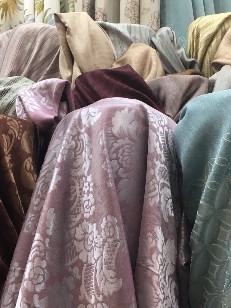 ผ้าม่านกันแสง UV Dim Out (UV Blackout)